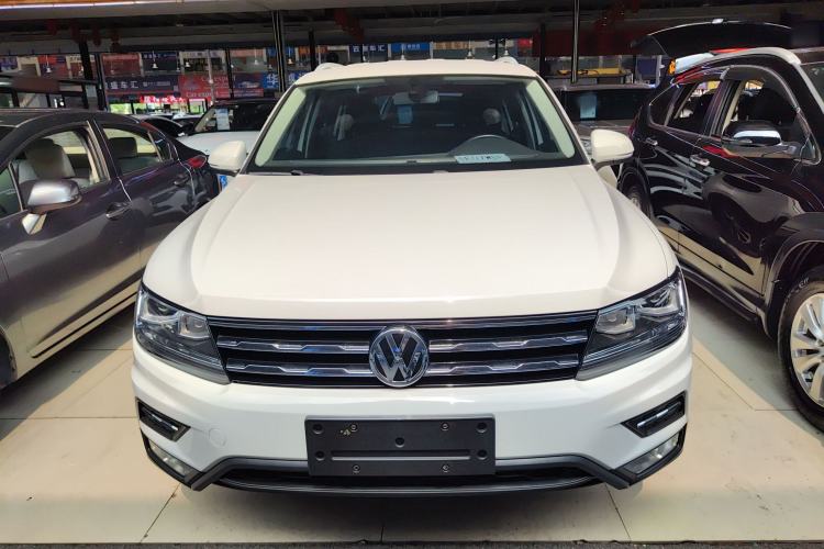 Used Volkswagen Tiguan L 2018 Revised Version 330TSI Automatic Two-Wheel Drive Comfort Edition
