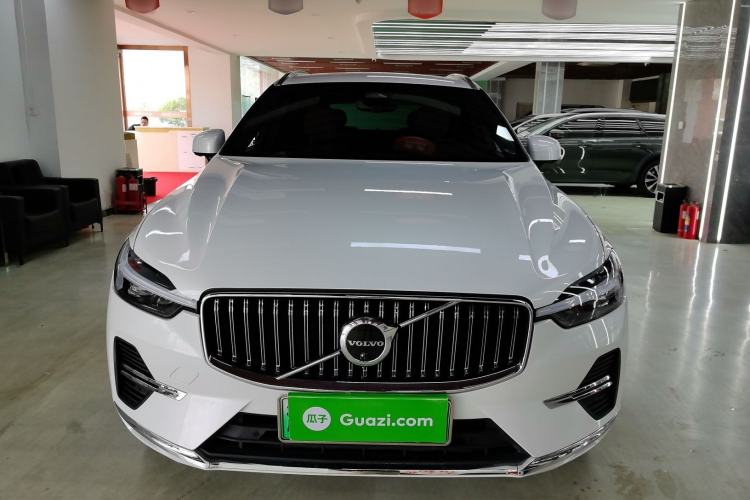 Used Volvo XC60 New Energy 2022 T8 Plug-in Hybrid All-Wheel Drive Smart Luxury Edition Exterior 1