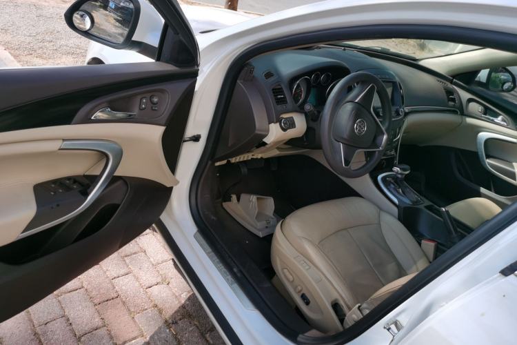 Used Buick Regal 2015 2.0L Leading Fashion Edition
