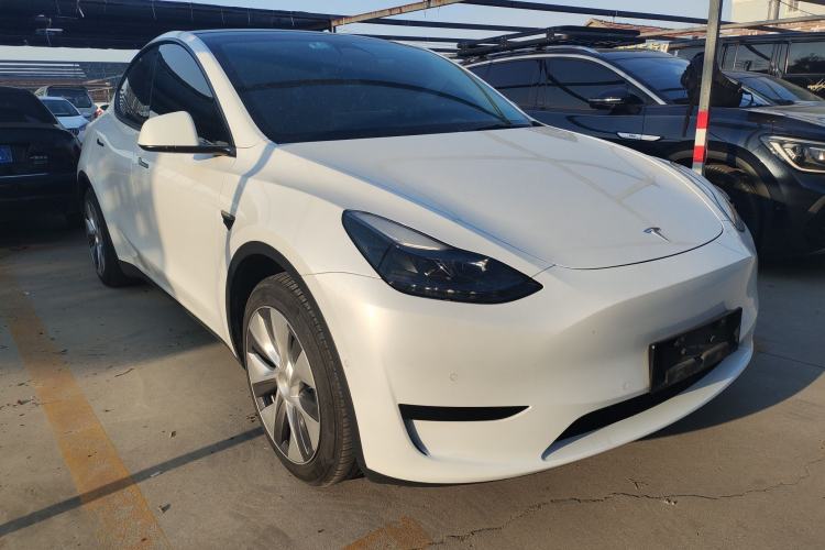 Used Tesla Model Y 2022 Revised Version Rear-Wheel Drive Front Right 45 Deg