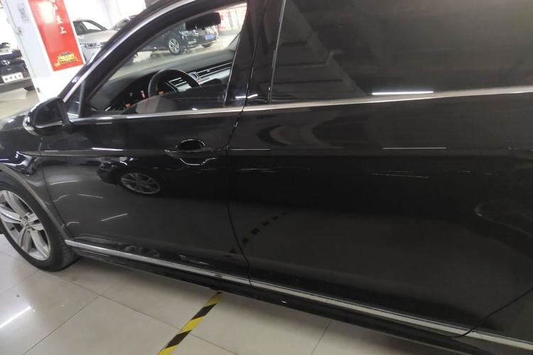 Used Volkswagen Magotan 2025 Zhongxiang Version 280TSI DSG Comfort Edition