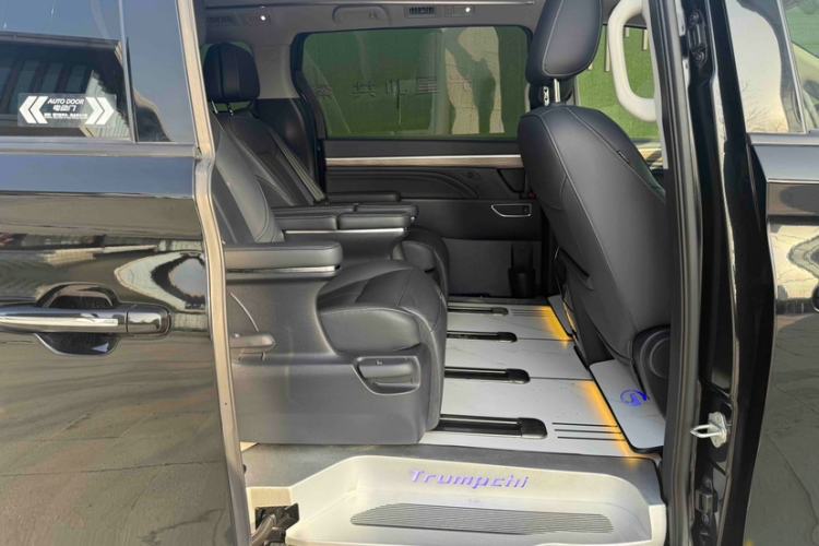 Used GAC Trumpchi M8 2023 Lingxiu Series 390T Prestige Edition
