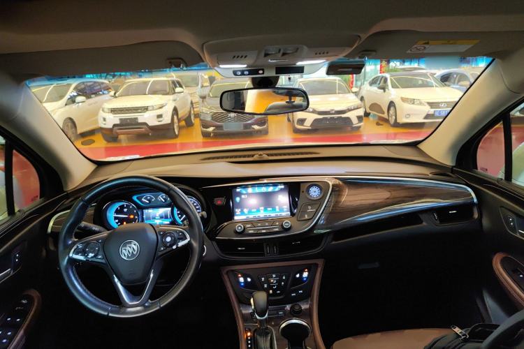 Used Buick Envision 2017 28T Four-Wheel Drive Elite Model Center Console