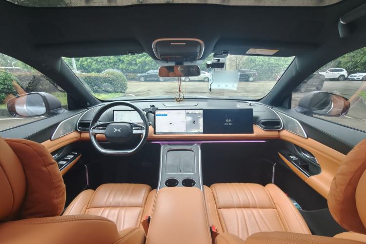 Used XPeng G9 2022 702 Max Interior 3