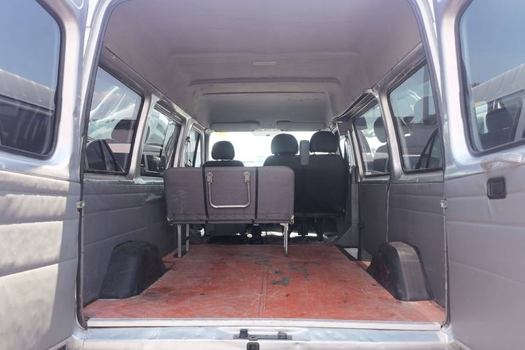 Used Ford Classic Transit 2013 2.8T Diesel Logistics Model with Short Wheelbase and Mid-Roof JX493ZLQ4