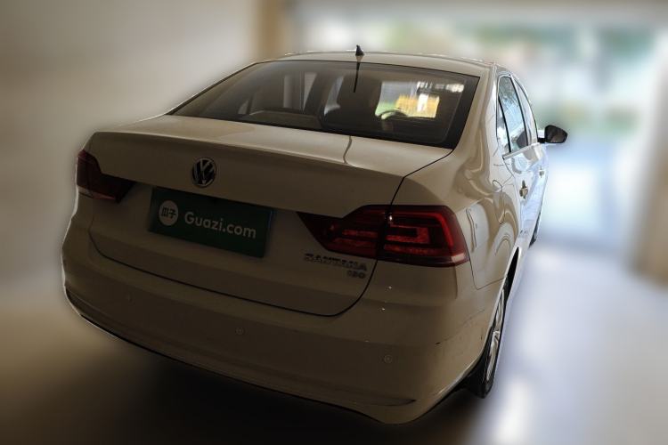 Used Volkswagen Santana 2016 1.6L Automatic Fashion Edition
