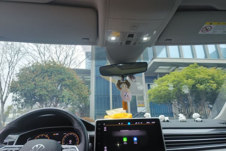 Used Volkswagen Tiguan L 2023 Restyled 330TSI Automatic Two-Wheel Drive R-Line Enhanced Comfort Version Headliner