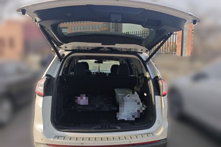 Used Ford Edge 2018 EcoBoost 245 Two-Wheel-Drive Titanium 7-Seater China V Standard
