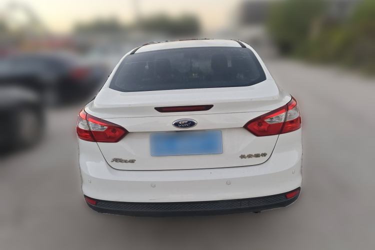 Used Ford Focus 2012 Sedan 1.6L Automatic Comfort Model
