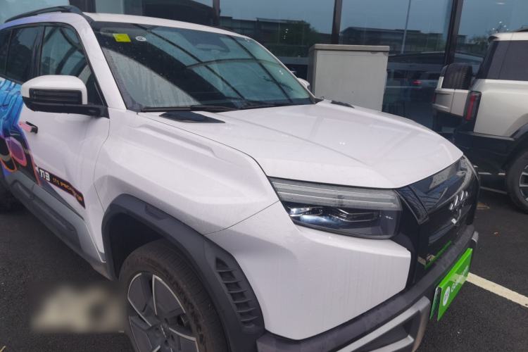 Used Formula Leopard Titanium 3 2025 501KM All-Wheel Drive Intelligent Driving Ultra Version