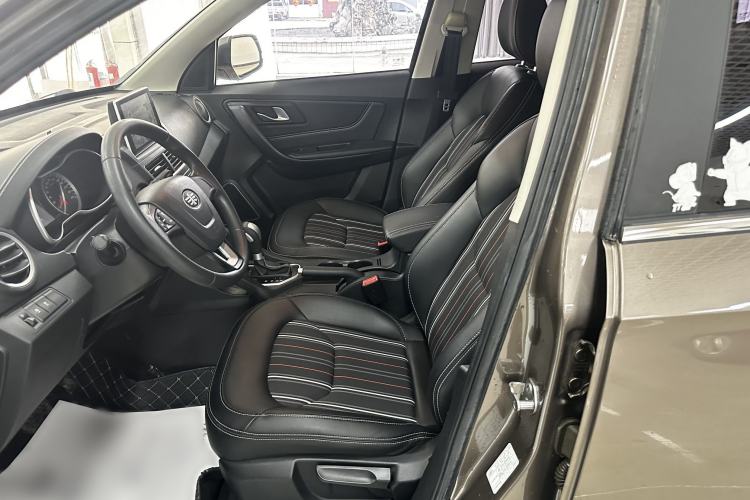 Used Bestune X40 2017 1.6L Automatic Luxury Model
