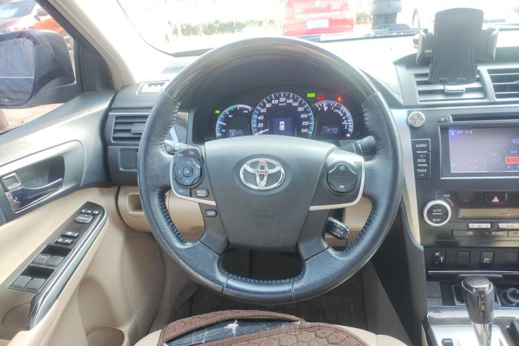 Used Toyota Camry 2012 Luxurious Edition 2.5HG Zunrui