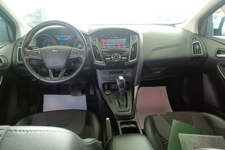 Used Ford Focus 2017 Hatchback 1.6L Automatic Fashion Edition Smart Drive Version
