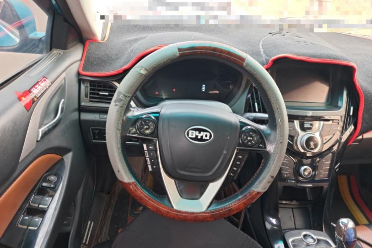 Used BYD Qin 2015 1.5T Dual-Crown Flagship Edition