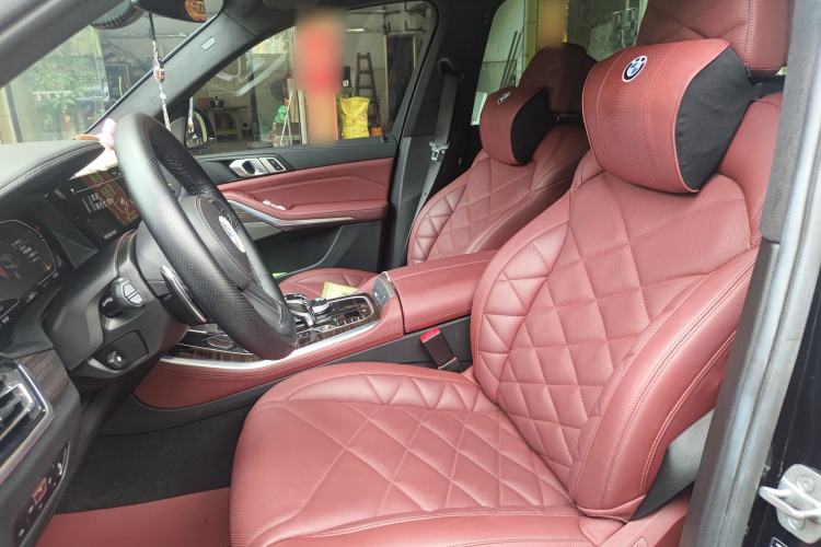 Used BMW X5 2022 xDrive 40Li M Sport Package
