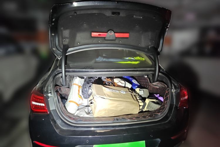 Used Hongqi H5 2018 30TD Smart Connect Dynamic Edition Trunk