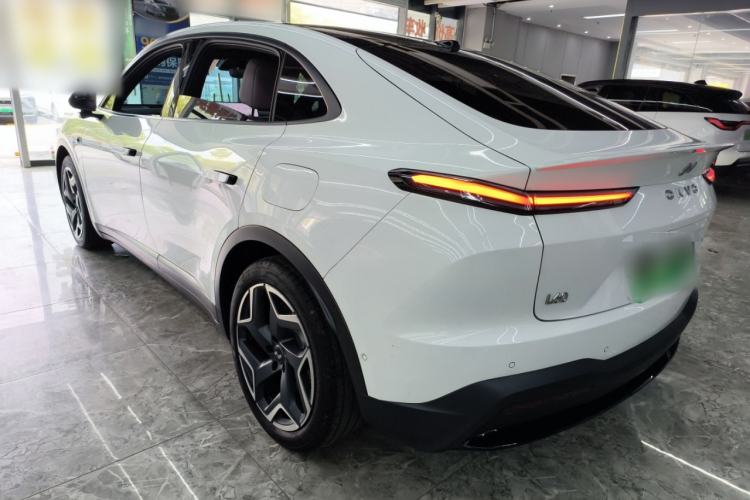 Used ONVO L60 2024 60 kWh Rear-Drive Version