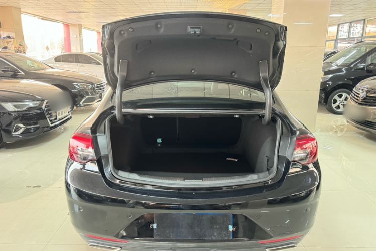 Used Buick Regal 2019 20T Luxury Model China VI Standard
