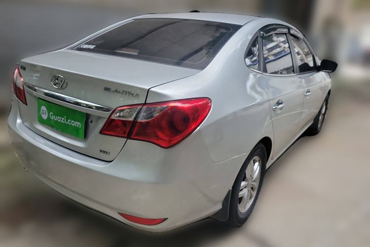 Used Hyundai Celesta 2011 1.6L Manual Luxury Model
