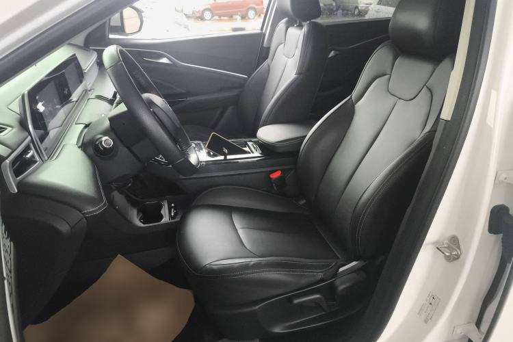 Used NETA U 2022 NETA U-Ⅱ 400 Industry Edition Left Front Seat