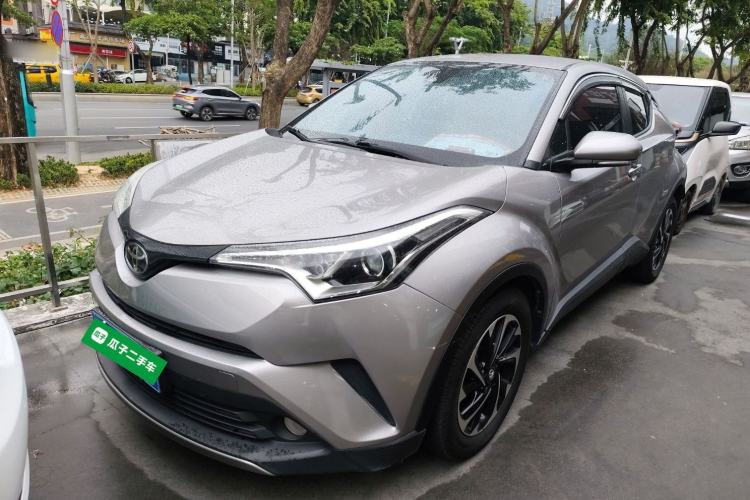 Used Toyota IZOA 2018 2.0L Yichi Version China VI Standard