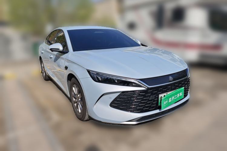 Used BYD Qin L 2025 DM-i Smart Drive 80KM Leading Model Front Right 45 Deg