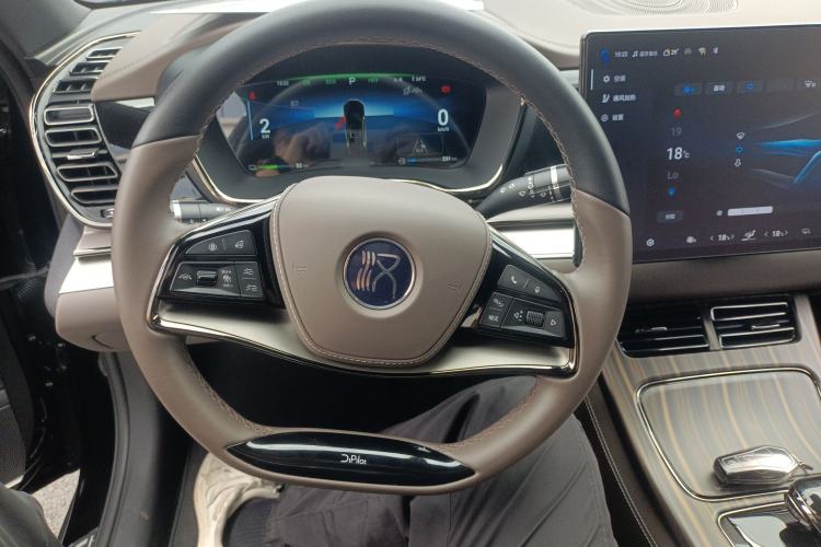 Used BYD Han 2024 DM-i Glory Edition 121KM Prestige Model
