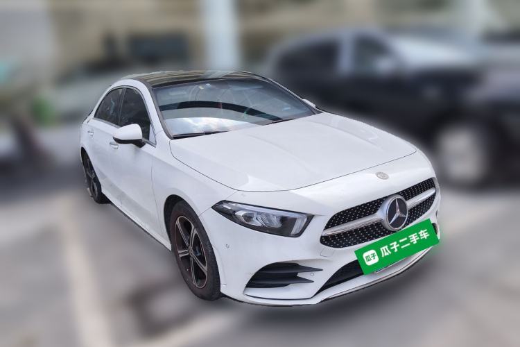 Used Mercedes-Benz A-Class 2022 Second Facelift A 200 L Sport Sedan Fashion Version
