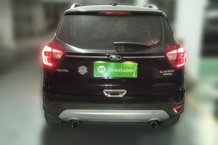 Used Ford Kuga 2018 EcoBoost 180 Two-Wheel-Drive Platinum Edition
