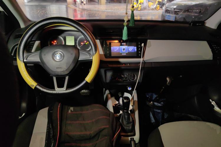 Used Skoda Fabia 2017 1.4L Automatic Car Enjoy Edition
