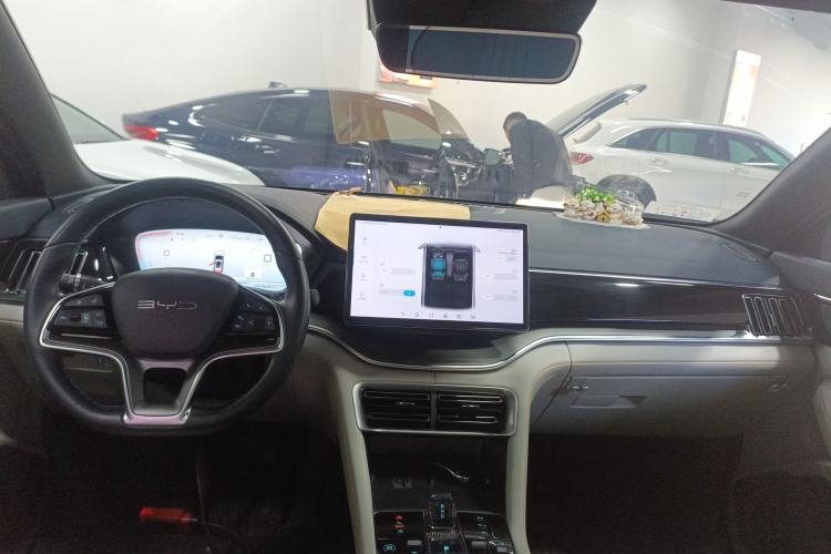 Used BYD Song PLUS New Energy 2024 HONOR Edition DM-i 150km Flagship PLUS
