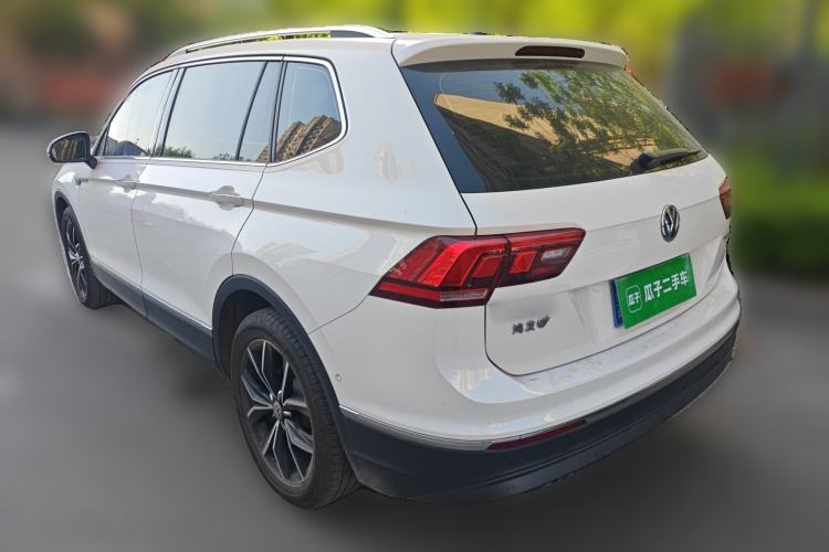 Used Volkswagen Tiguan L 2020 330TSI Automatic Two-Wheel Drive Smart Luxury Edition China VI Standard Rear Left 45 Deg