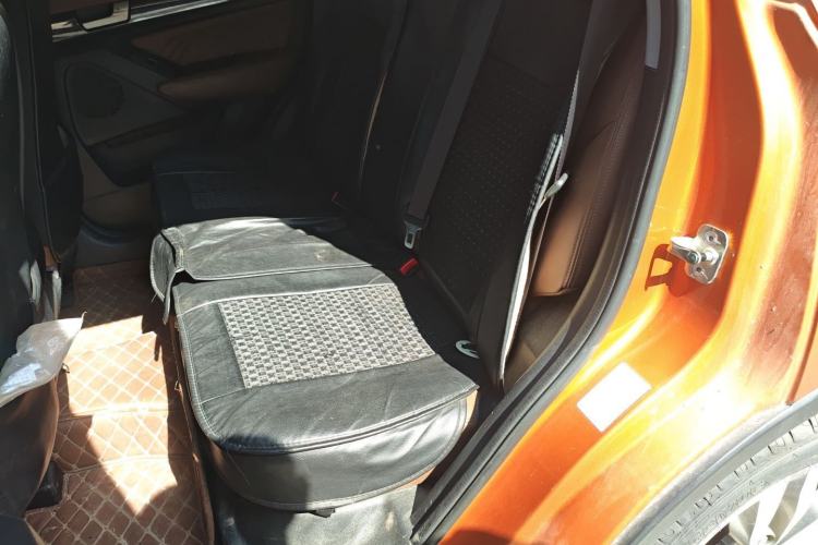 Used BAIC Weiwang S50 2016 1.5T Manual Joyful Premium Edition Left Rear Seat