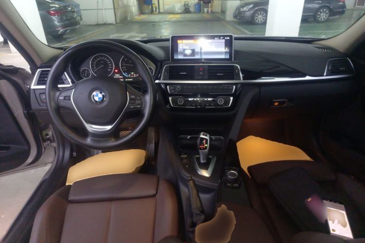 Used BMW 3 Series 2018 320Li Fashion Model
