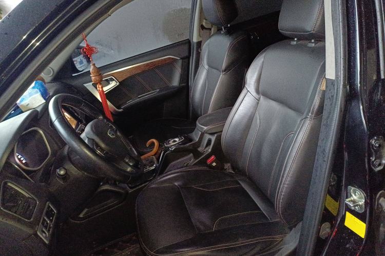 Used Geely Auto GX9 2014 2.4L Automatic Two-Wheel Drive Prestige Version Left Front Seat