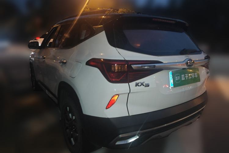 Used Kia KX3 2020 1.5L CVT Trend Edition Rear Left 45 Deg