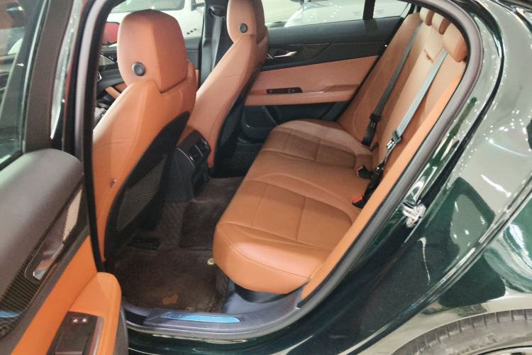 Used Jaguar XEL 2024 2.0T 250 PS R-DYNAMIC S Ebony Black Sport Edition
