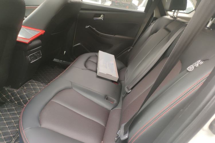 Used Venucia T70 2020 2.0L CVT Elite Edition China VI Standard
