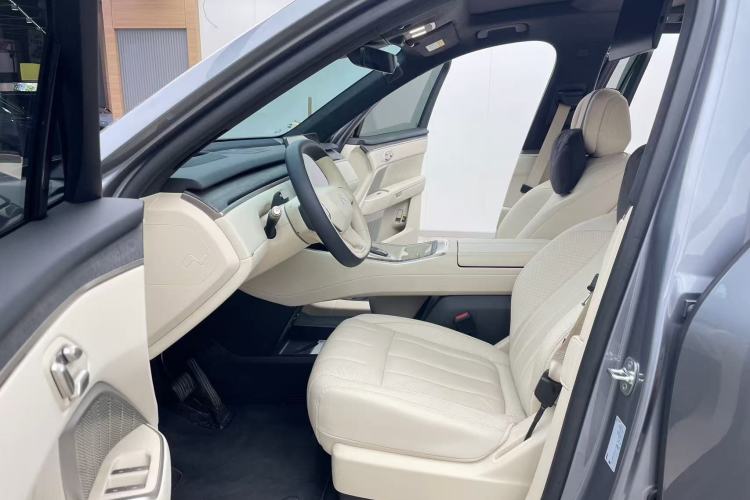 Used ONVO Luxeed L90 2025 Model—Max Six-Seater Version