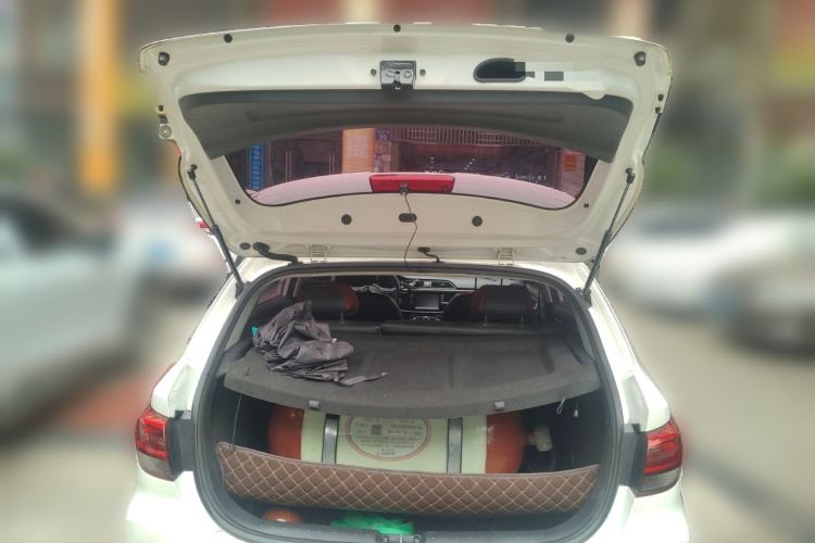 Used Kia KX Cross 2018 1.6L Automatic Dynamic Sunroof Version Trunk