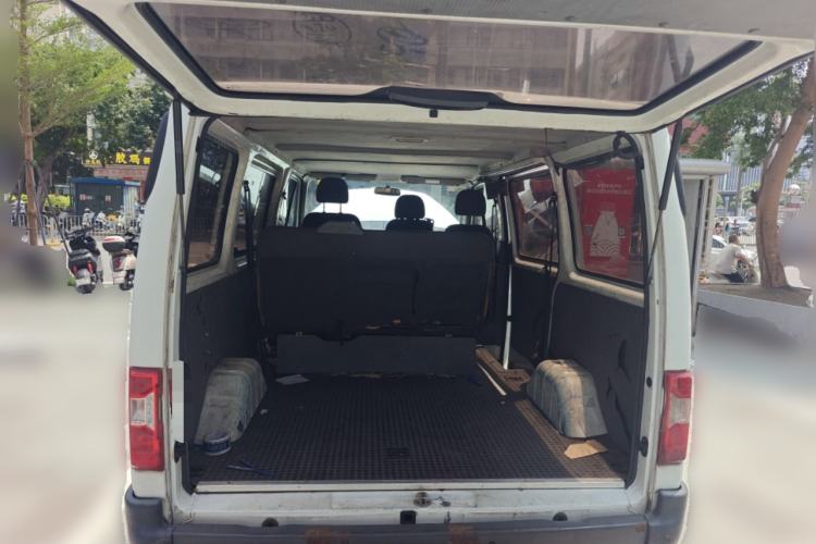 Used JMC Transit 2019 2.8T Commercial Version Short Wheelbase Low Roof 6-Seater China VI Emission Standard JX493