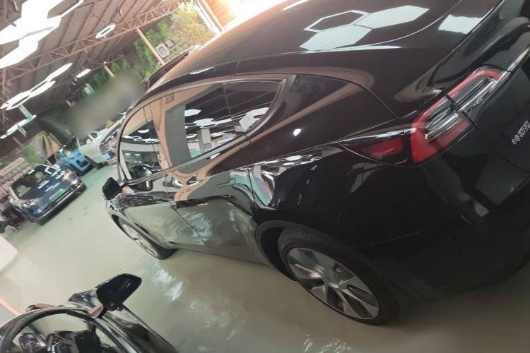 Used Tesla Model Y 2022 Rear-Wheel-Drive Version
