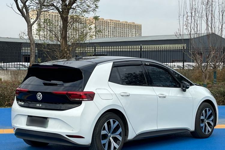 Used Volkswagen ID.3 2024 Pure & Smart Edition Exterior 4