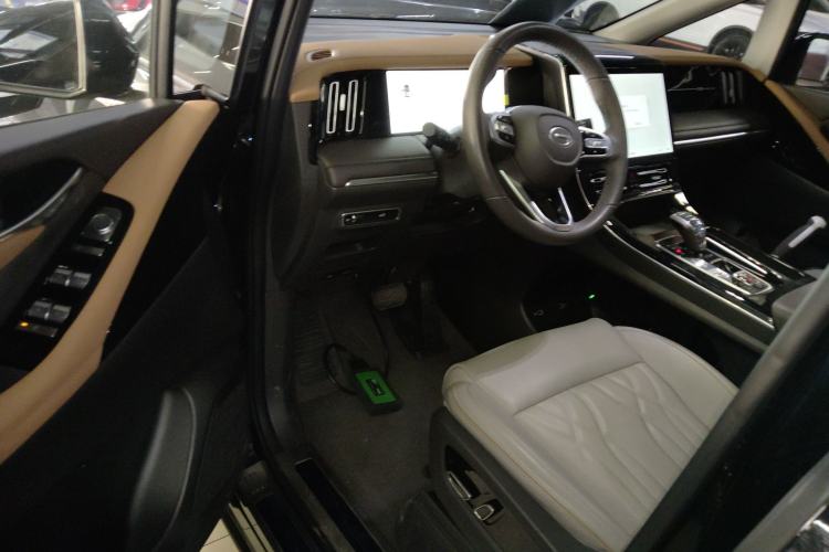 Used GAC Trumpchi M8 2024 Master Series 400T Prestige Edition
