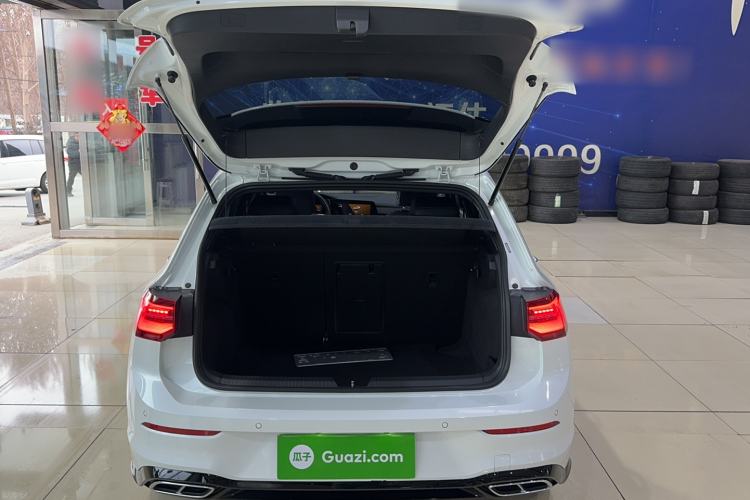 Used Volkswagen Golf 2021 280TSI DSG R-Line Trunk