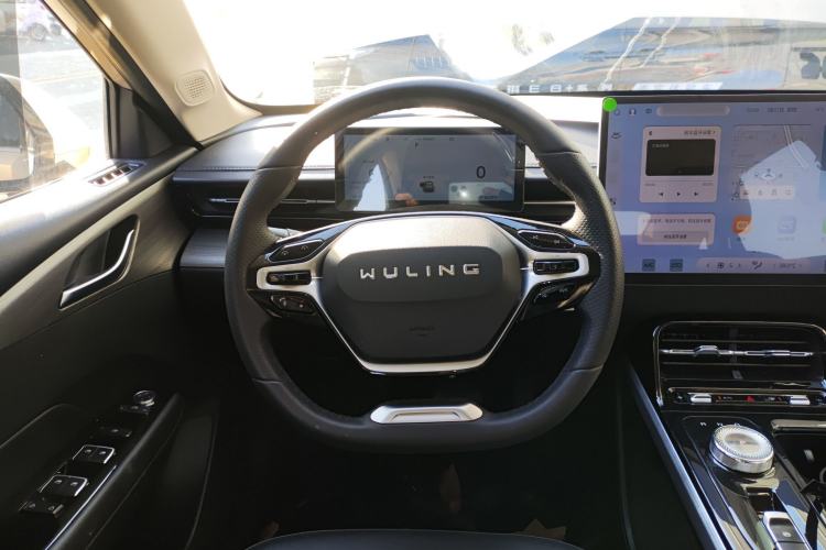 Used Wuling Xingguang 2024 Co-Creation Edition 510 Advanced Model