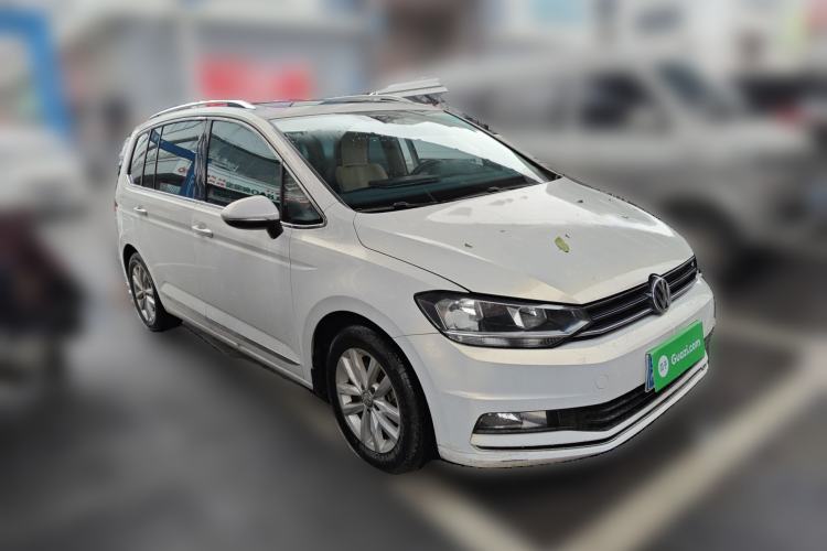 Used Volkswagen Touran 2018 Volkswagen Touran L 280TSI DSG Comfort Edition 7 Seats China V Emission Standard Front Right 45 Deg