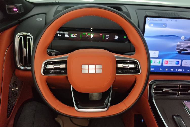 Used Geely Galaxy M9 2025 Model 210km Four-Wheel-Drive Leading Edition Steering Wheel