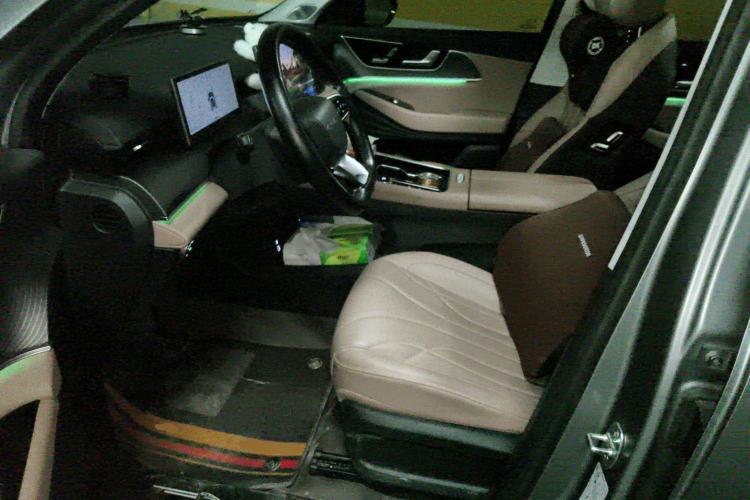 Used Chery Tiggo 8 L 2024 2.0T Two-Wheel-Drive Luxury Version 7 Seats
