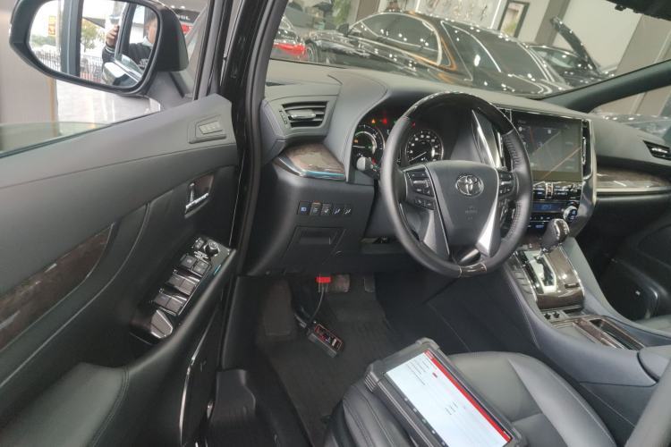 Used Toyota Vellfire 2021 Crown Dual-Engine 2.5L HV Prestige Edition Driver Seat